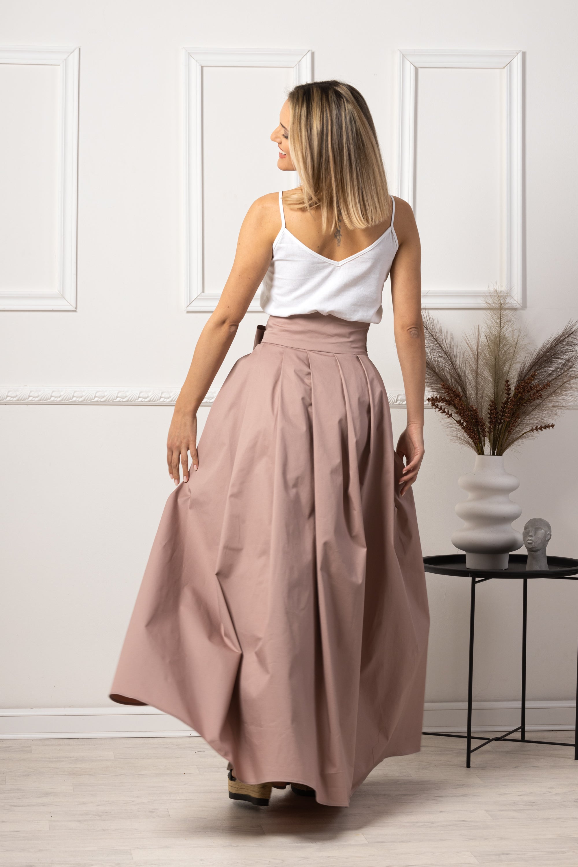 Elegant Black High Waist Pleated Maxi Skirt
