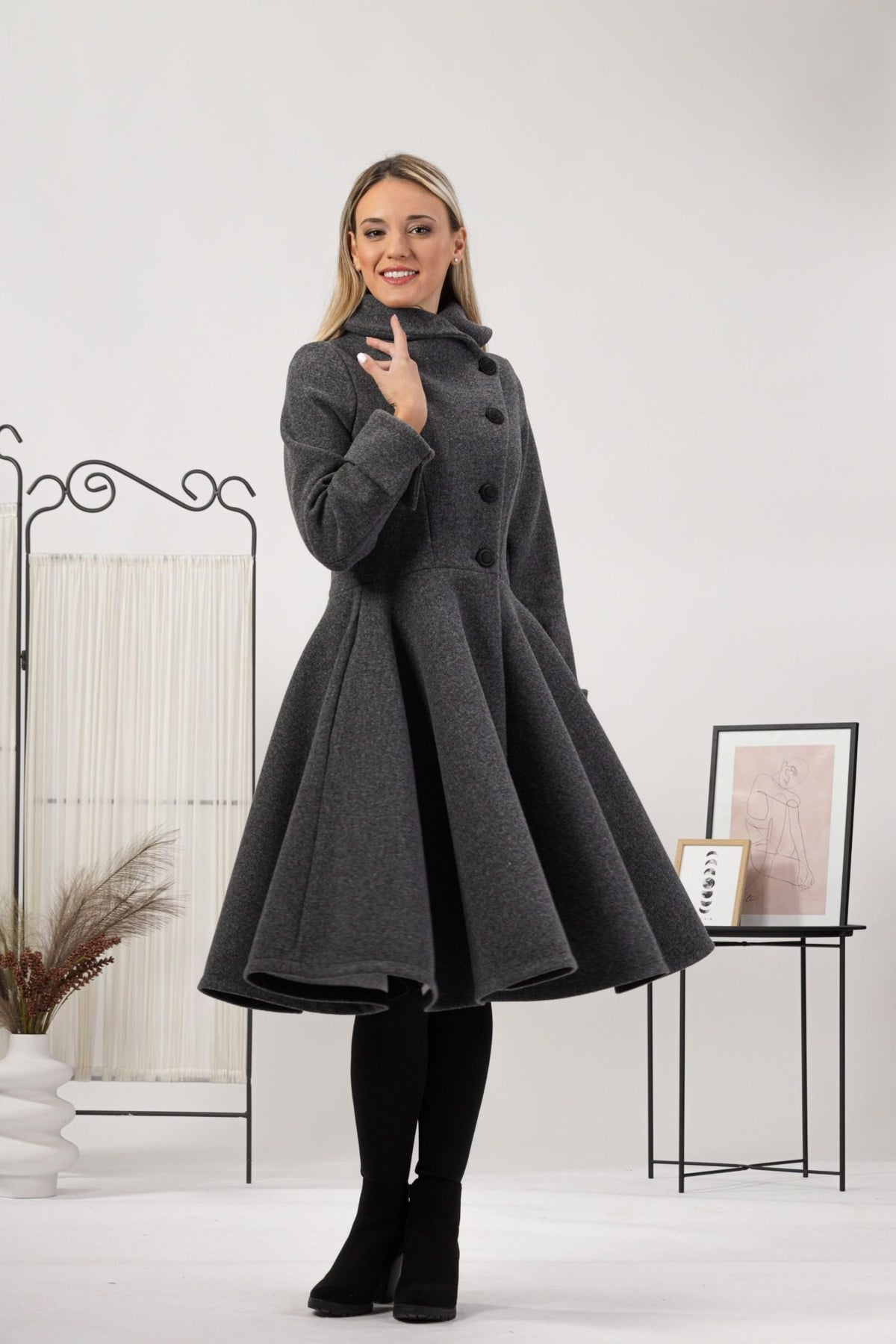 A-line Buttoned Winter Coat from NikkaPlace | Effortless fashion 