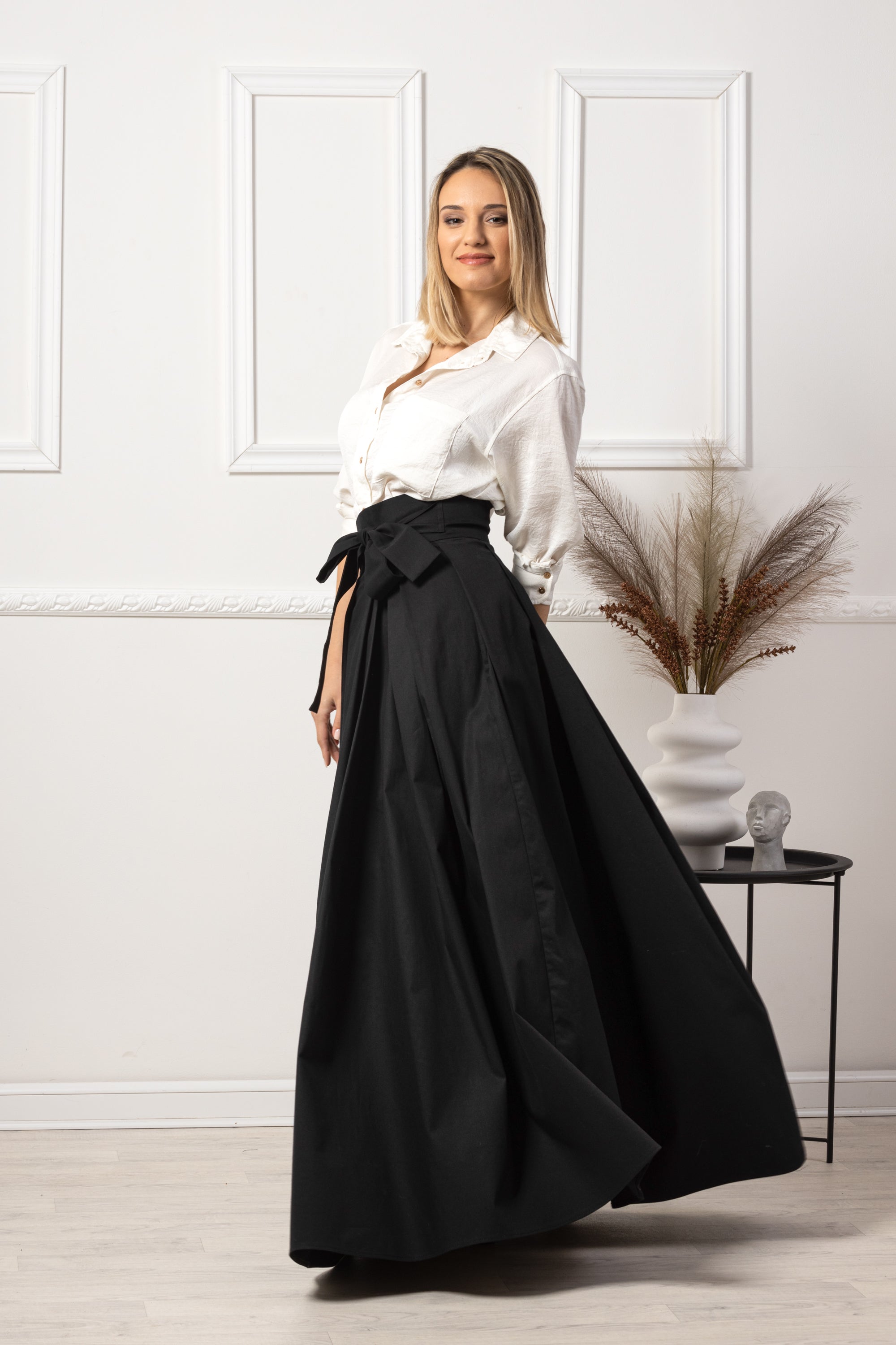 Elegant Black High Waist Pleated Maxi Skirt