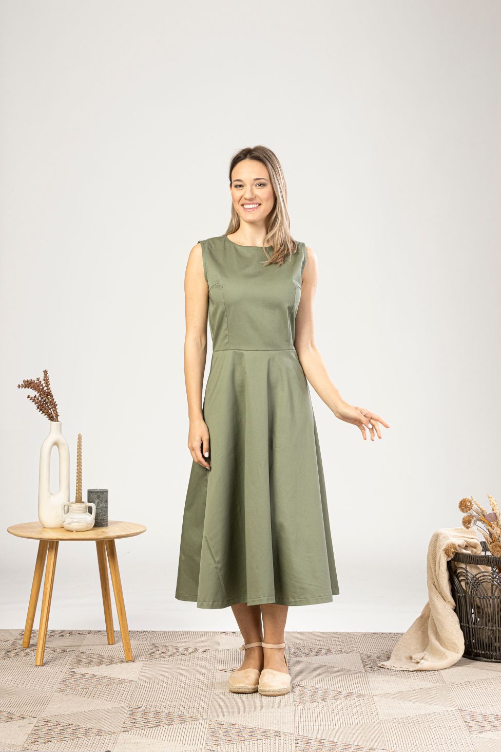 Simple Swing Cotton Dress from NikkaPlace | Effortless fashion for easy living Simple Swing Cotton Dress from NikkaPlace | Effortless fashion for easy living