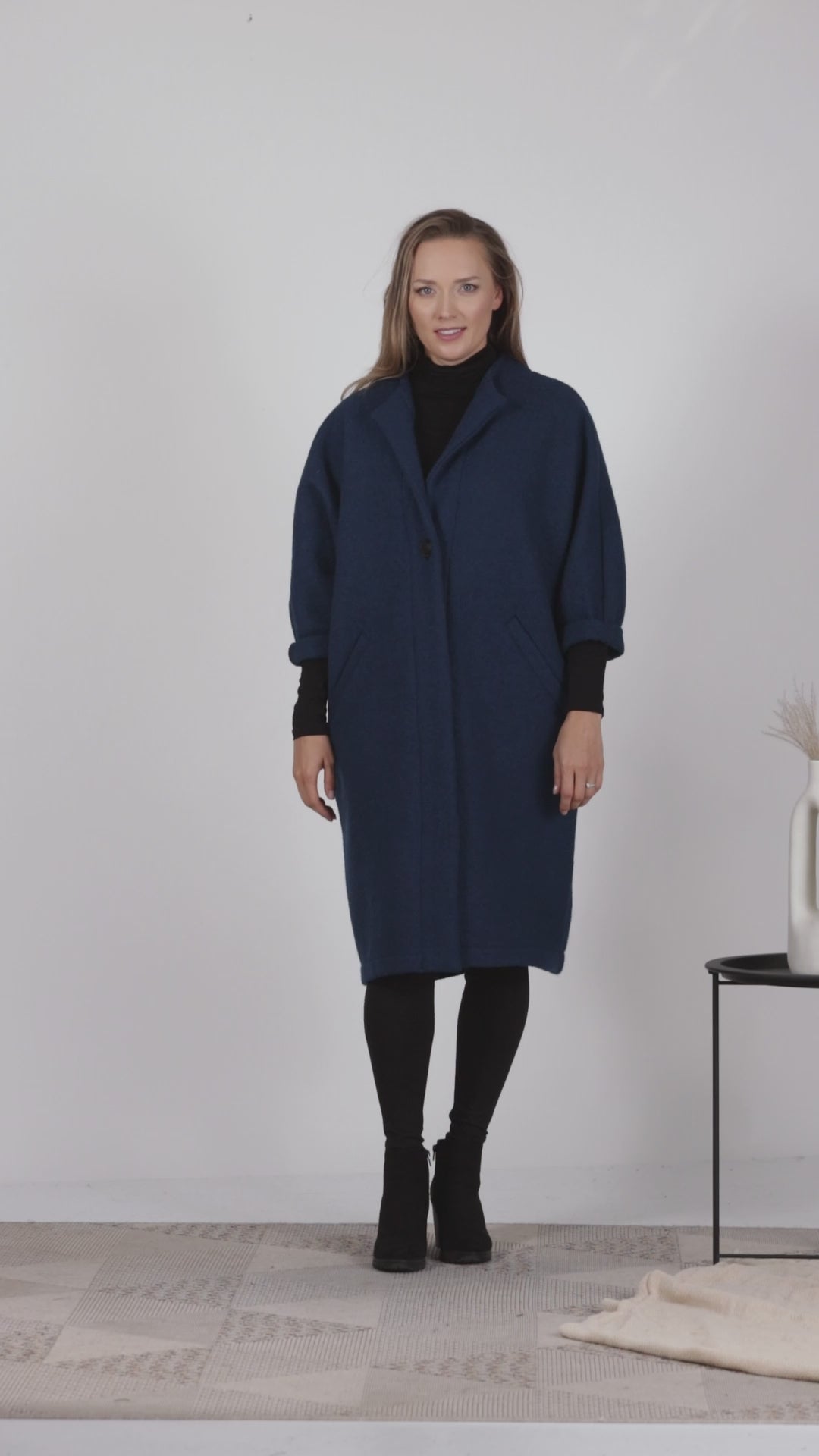 Whole view of  view of Midi Loose Winter Overcoat