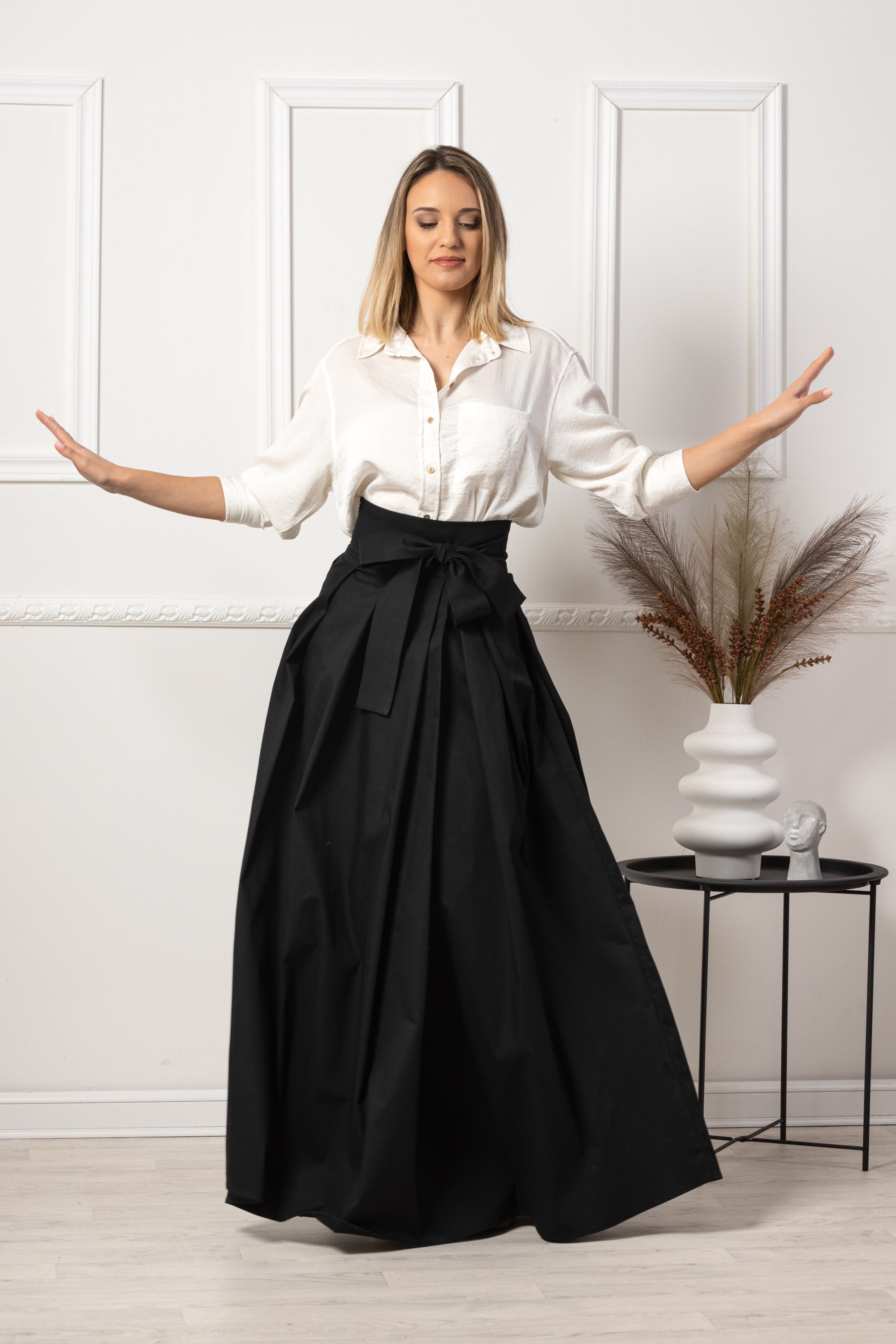 Elegant Black High Waist Pleated Maxi Skirt from NikkaPlace