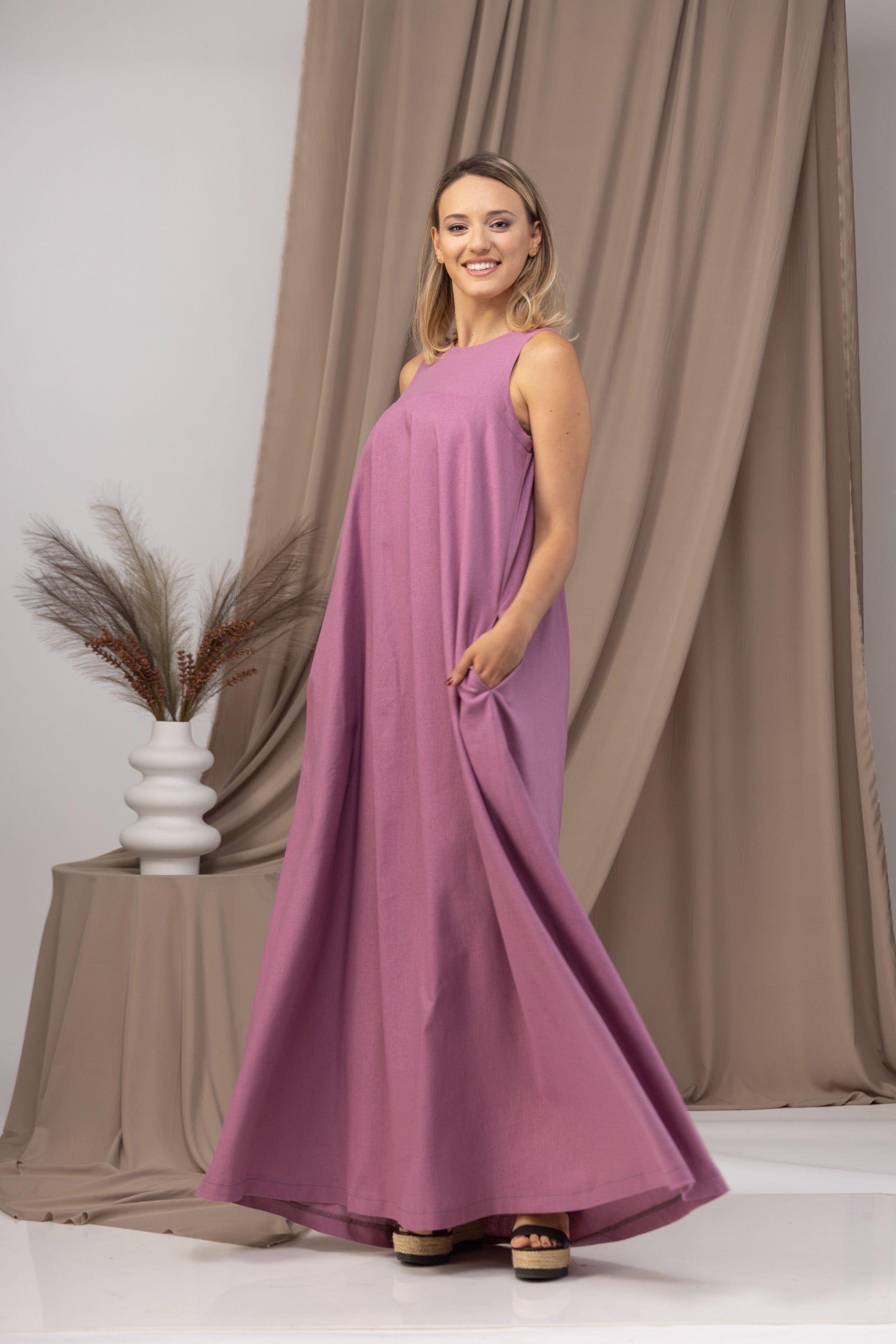 Dark Rose Loose Linen Maxi Dress from NikkaPlace | Effortless fashion for  easy living
