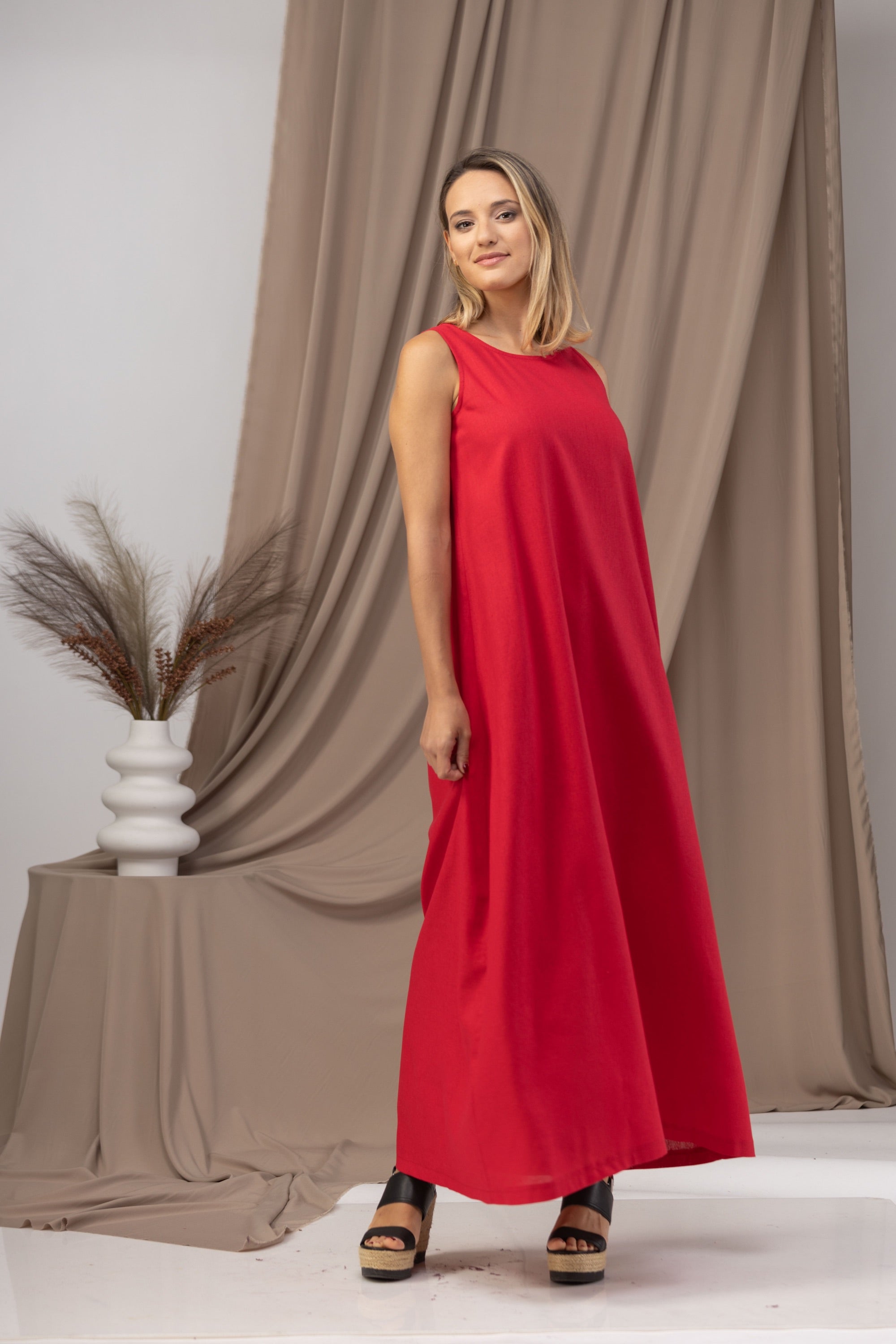 linen maxi beach dress Xdegoge Linen Dresses for Women Sleeveless V Neck Maxi Dress with Pockets Loose Fit A Line Dress Casual Vacation Beach Dress Summer Resort Daily Wear Travel Blue XXL