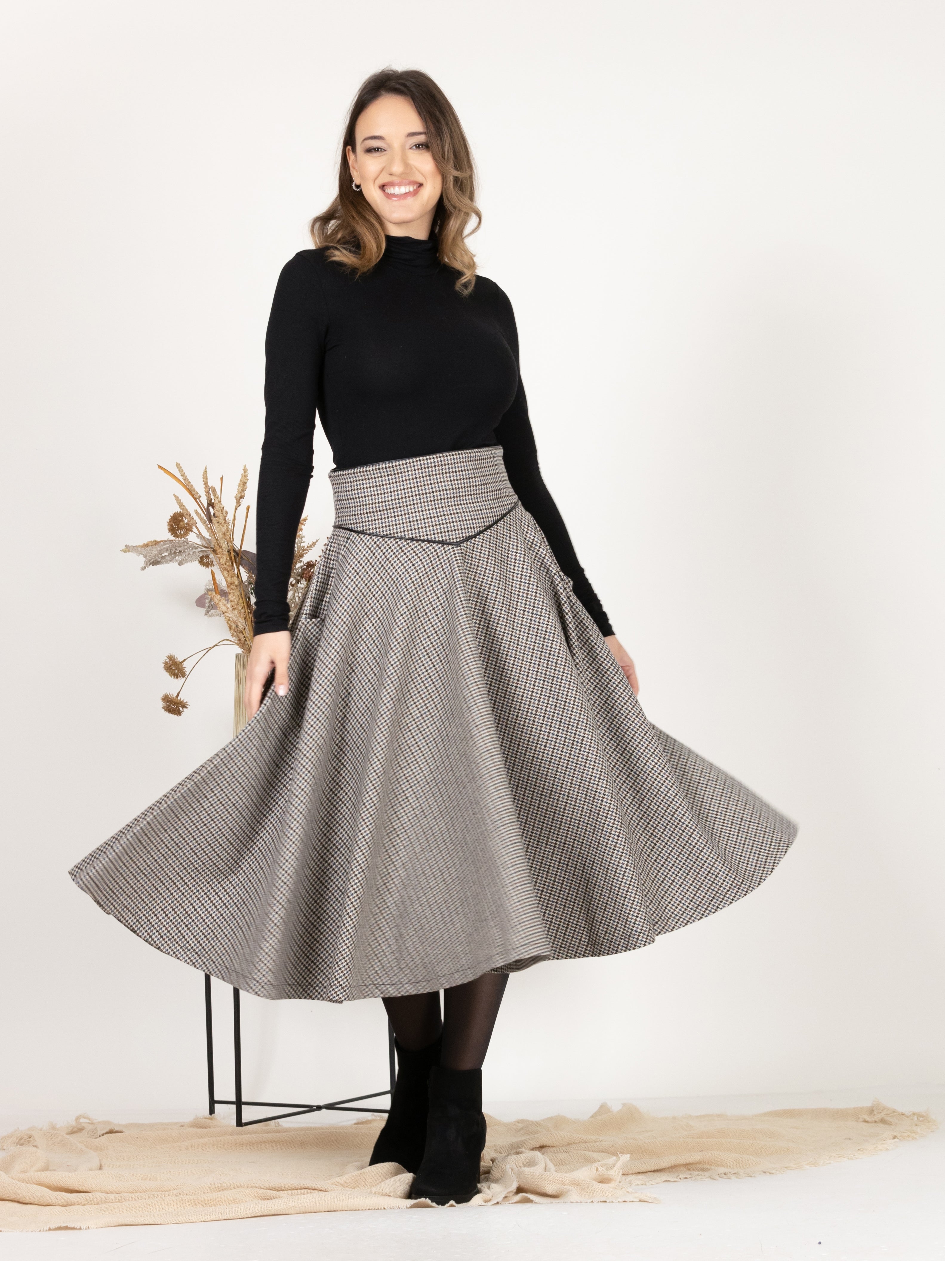 Wool Midi Flare Skirt with High Waist in Houndstooth Pattern