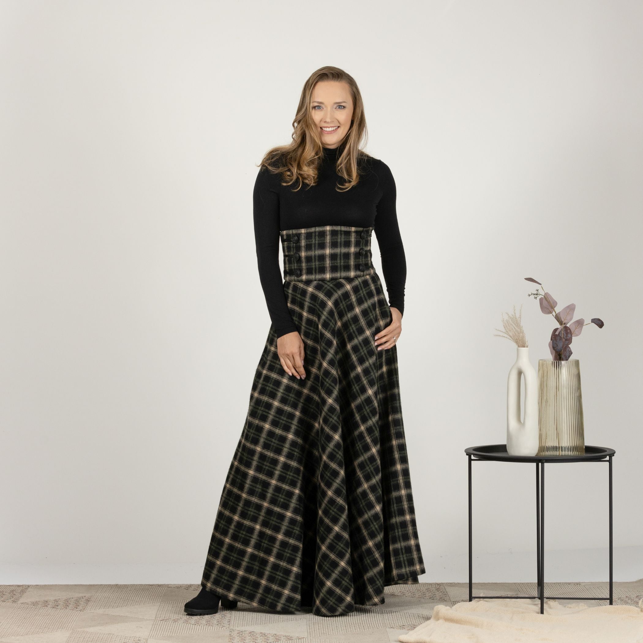 Brown plaid skirt winter hotsell