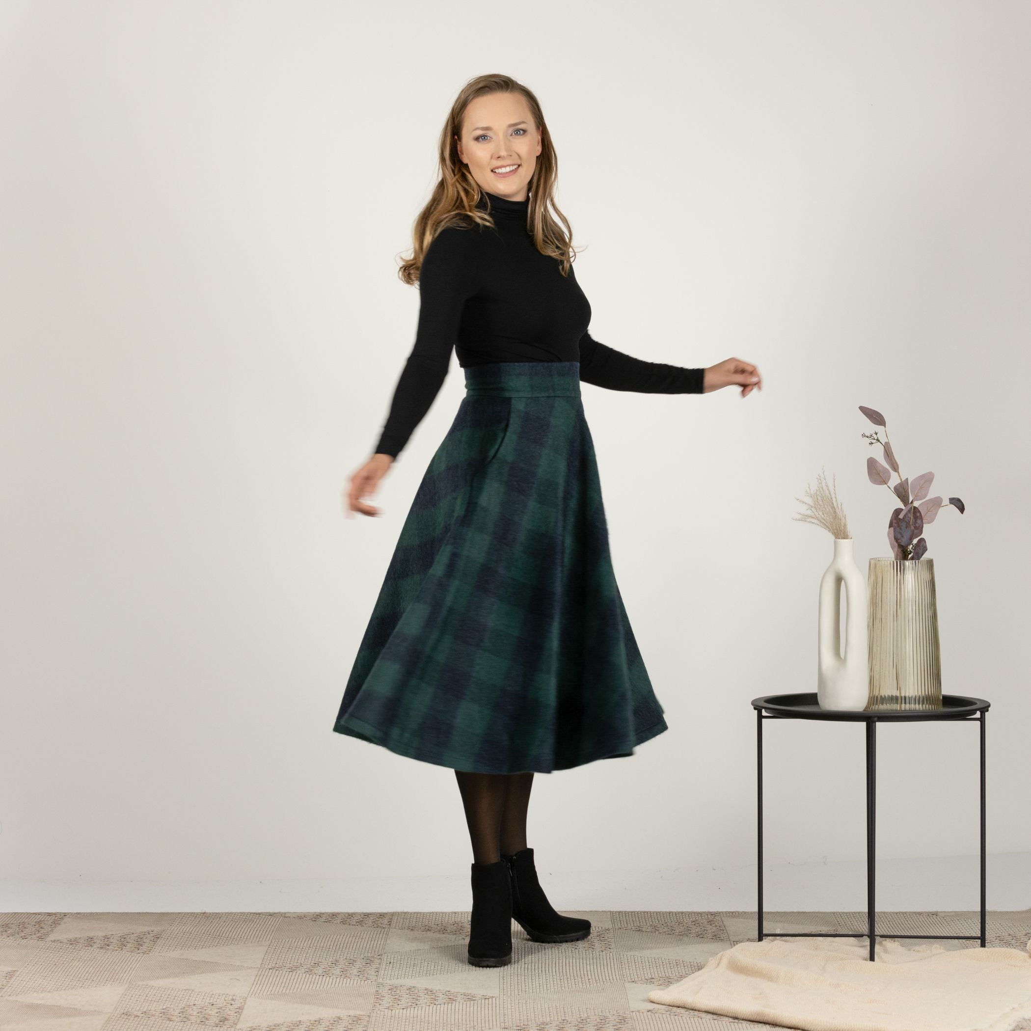 Green tartan midi skirt hotsell