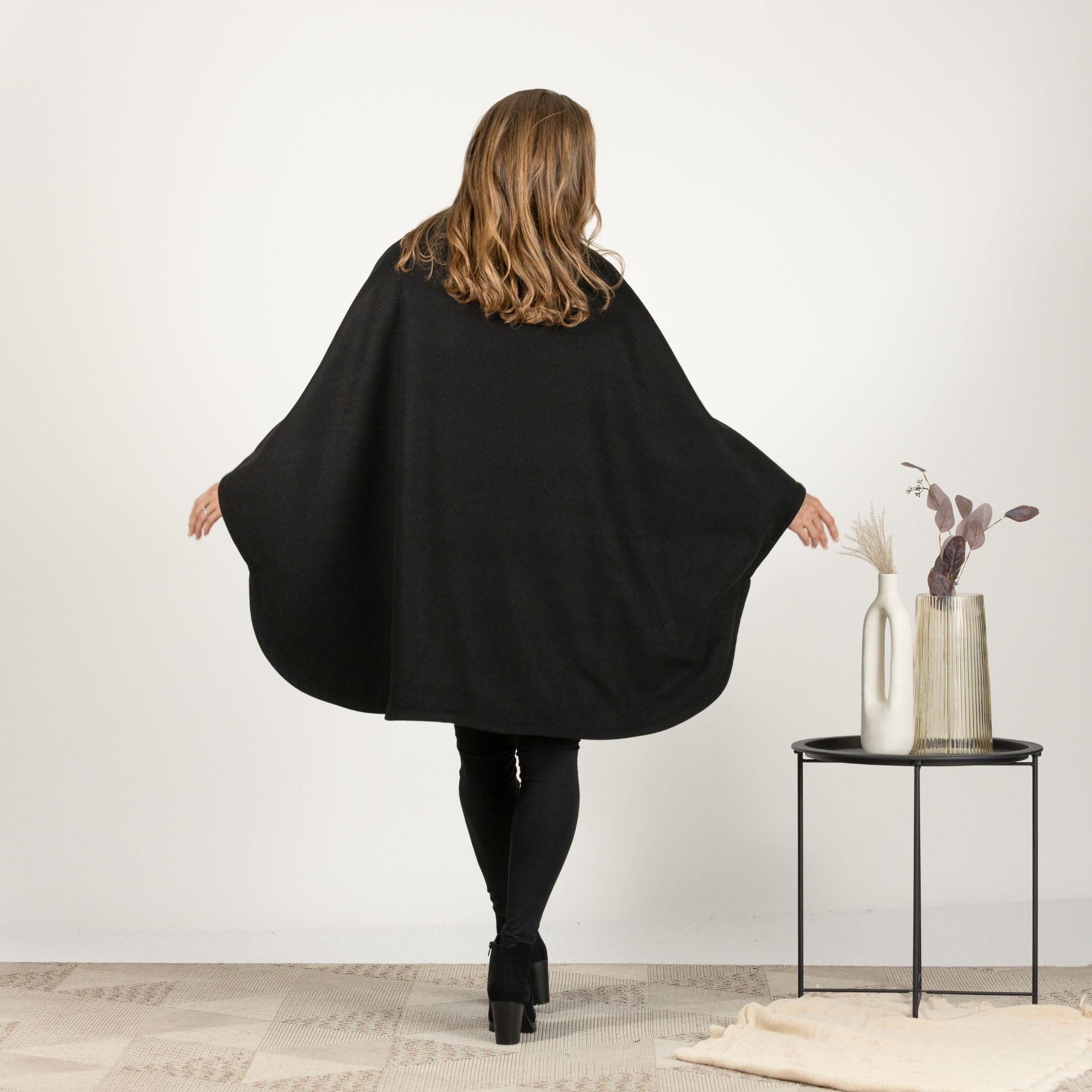 WOOL high quality @ESCADAOFFICIAL nOPEN PONCHO