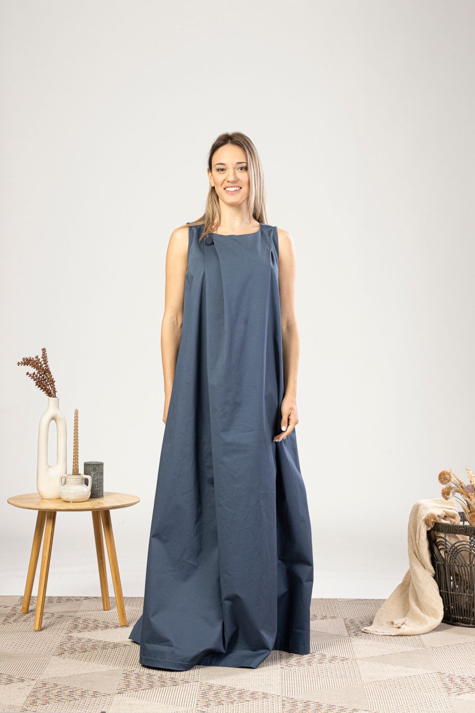 Elegant Trapeze Maxi Summer Dress - from NikkaPlace | Effortless fashion for easy living