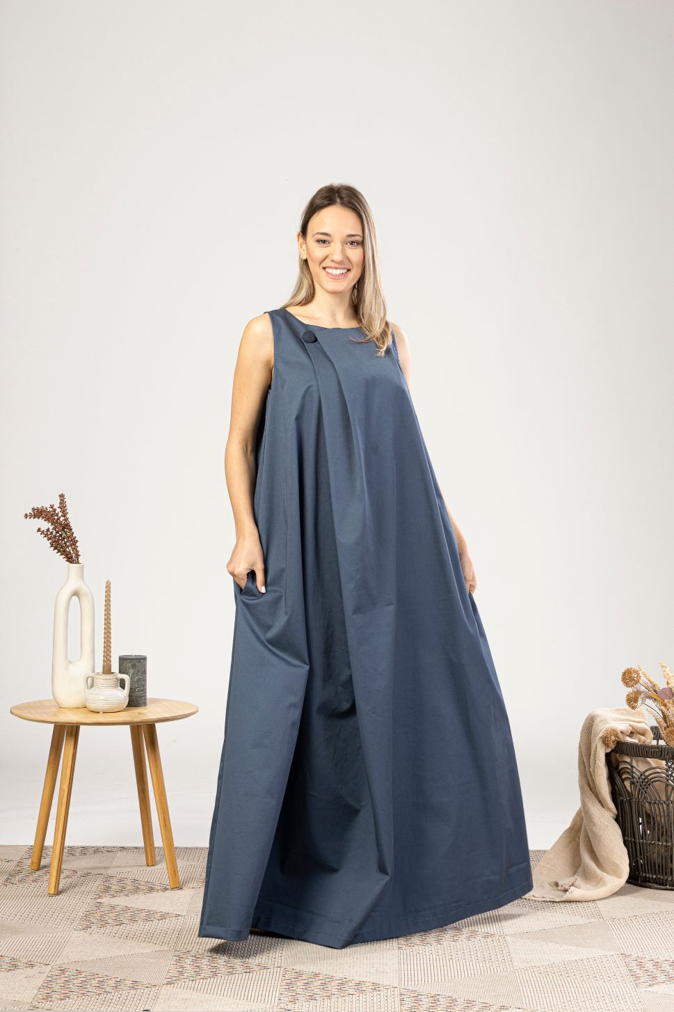 Elegant Trapeze Maxi Summer Dress for summer days - from NikkaPlace | Effortless fashion for easy living