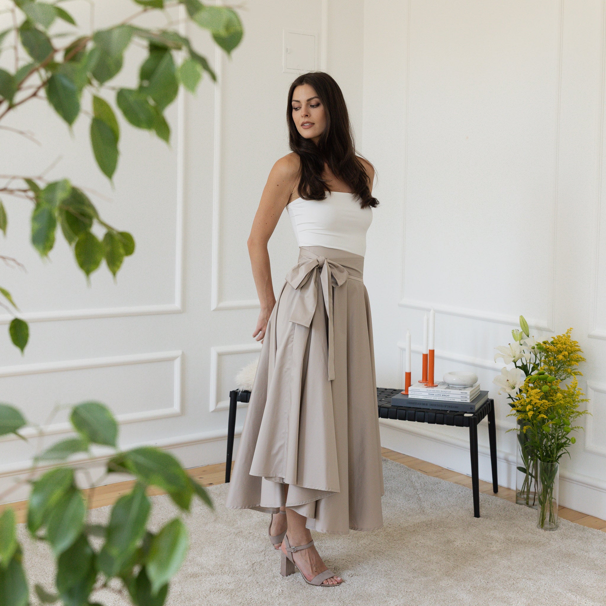 Side view of midi cotton skirt in natural color