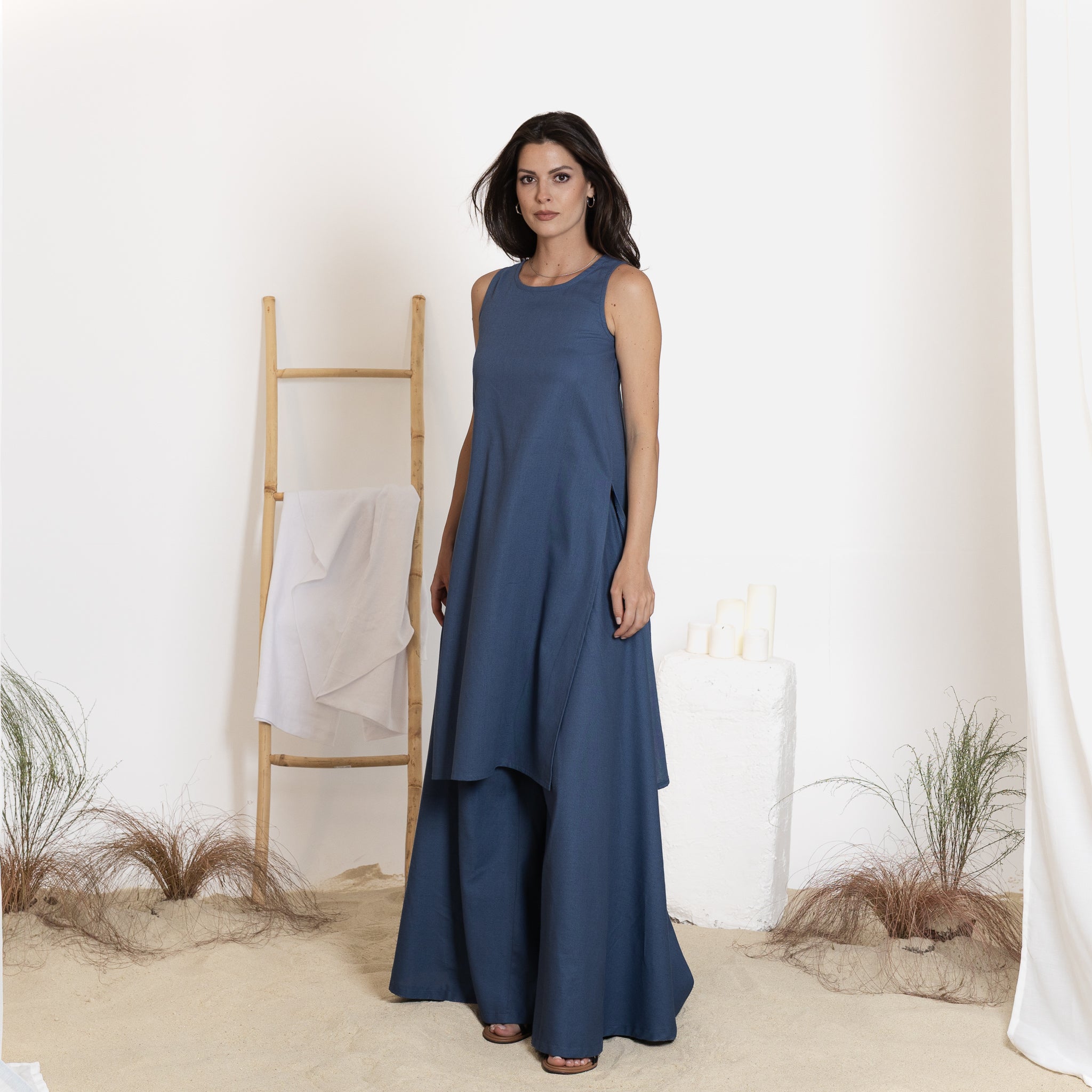 Loose Linen Sleeveless Tunic Top with Slits