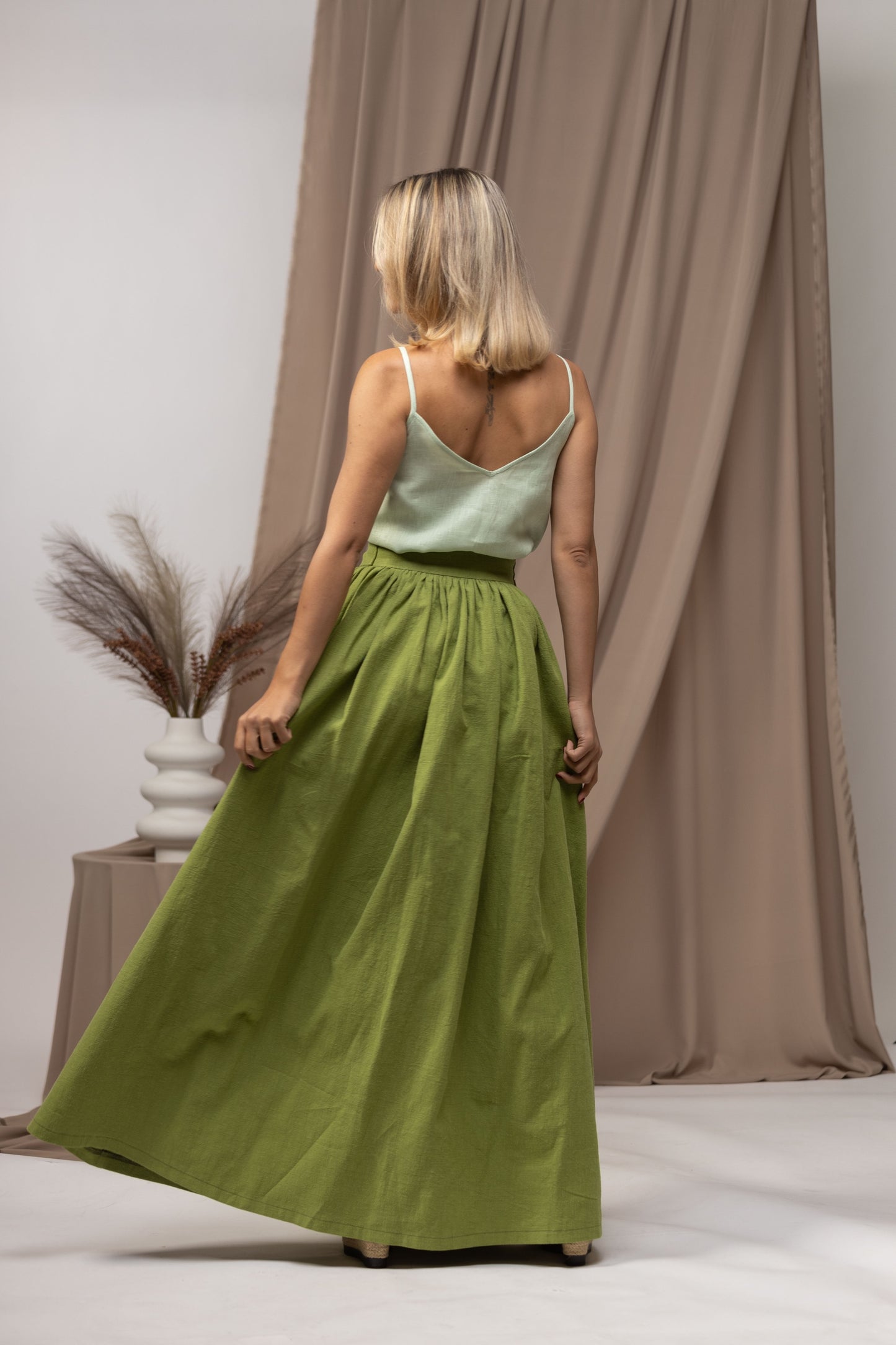 Feminine High Waist Linen Skirt with sewed in belt - from NikkaPlace | Effortless fashion for easy living