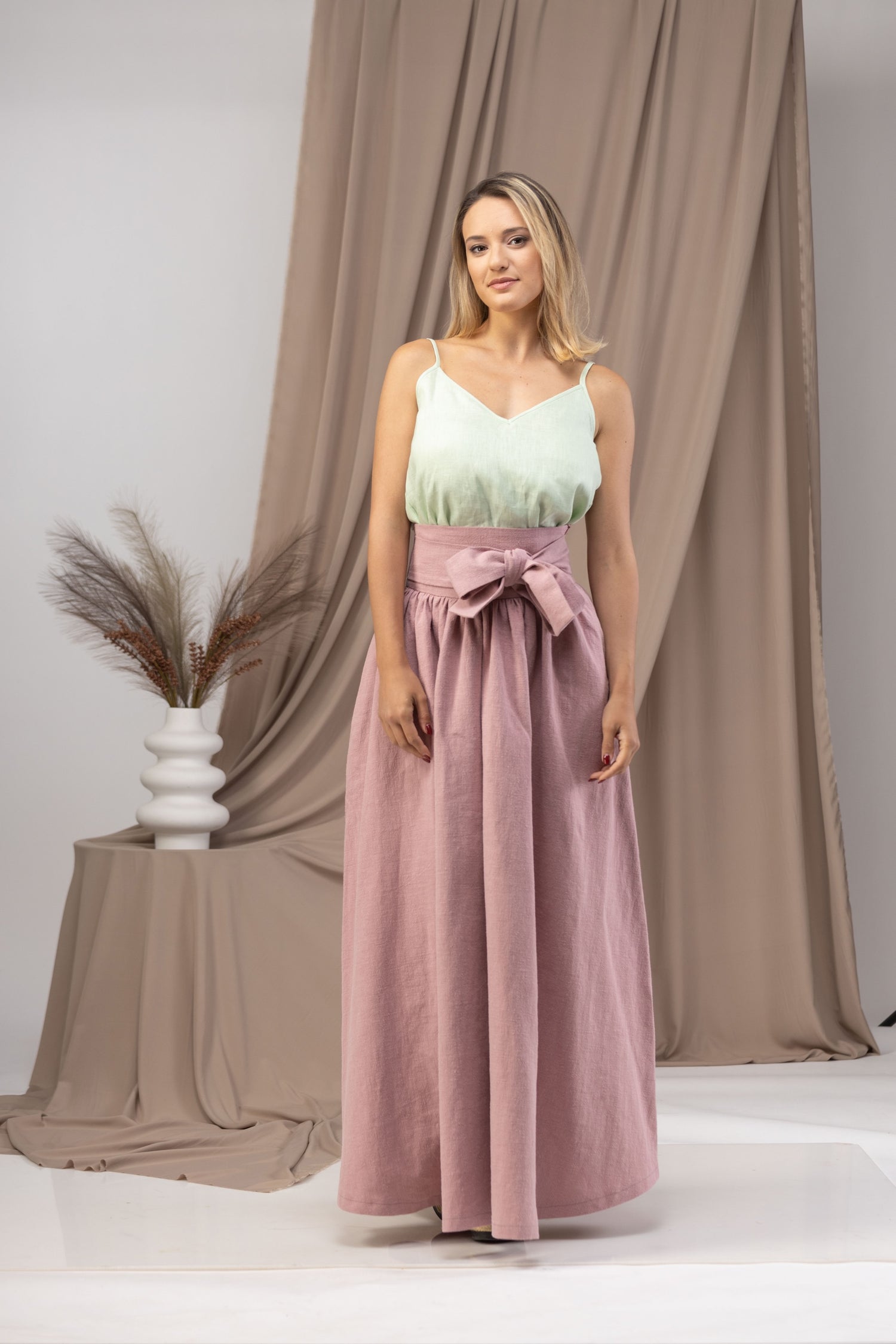 Maxi Skirt perfect for any occasion - Linen, High Waist, and Pockets - from NikkaPlace | Effortless fashion for easy living