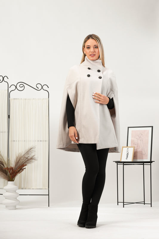 Elegant cape coat from NikkaPlace | Effortless fashion for easy living