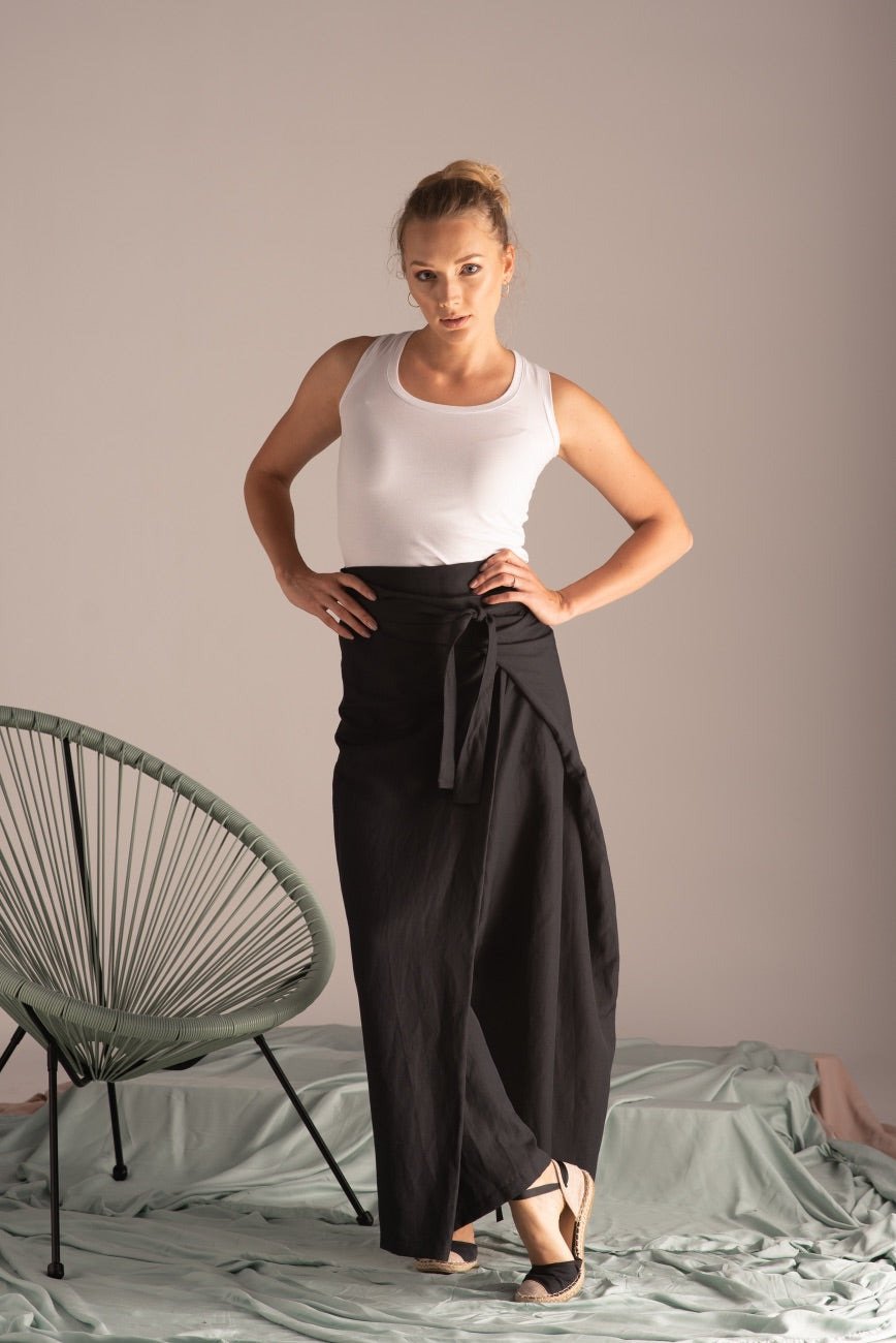 Comfortable linen pants - from NikkaPlace | Effortless fashion for easy living