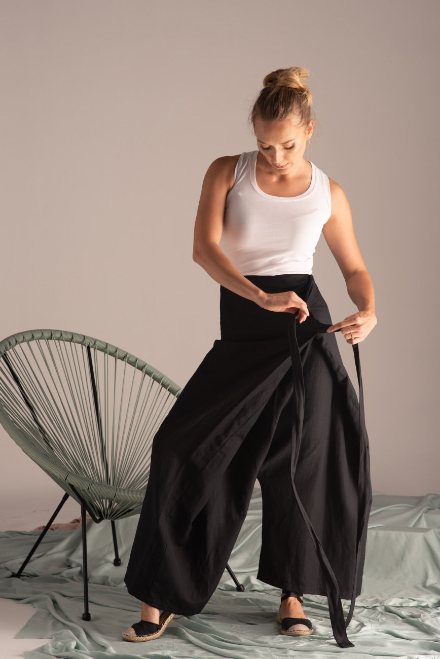 Versatile linen pants - from NikkaPlace | Effortless fashion for easy living
