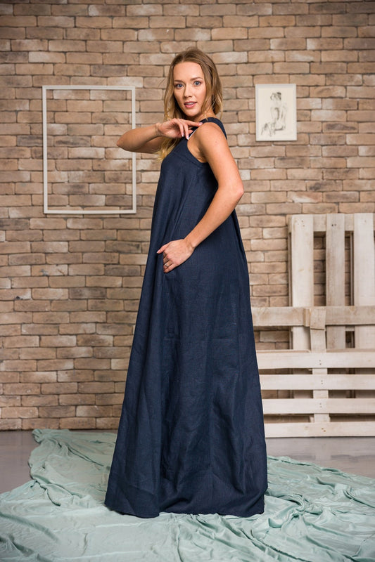 Loose Linen Maxi Dress with side pockets - from NikkaPlace | Effortless fashion for easy living