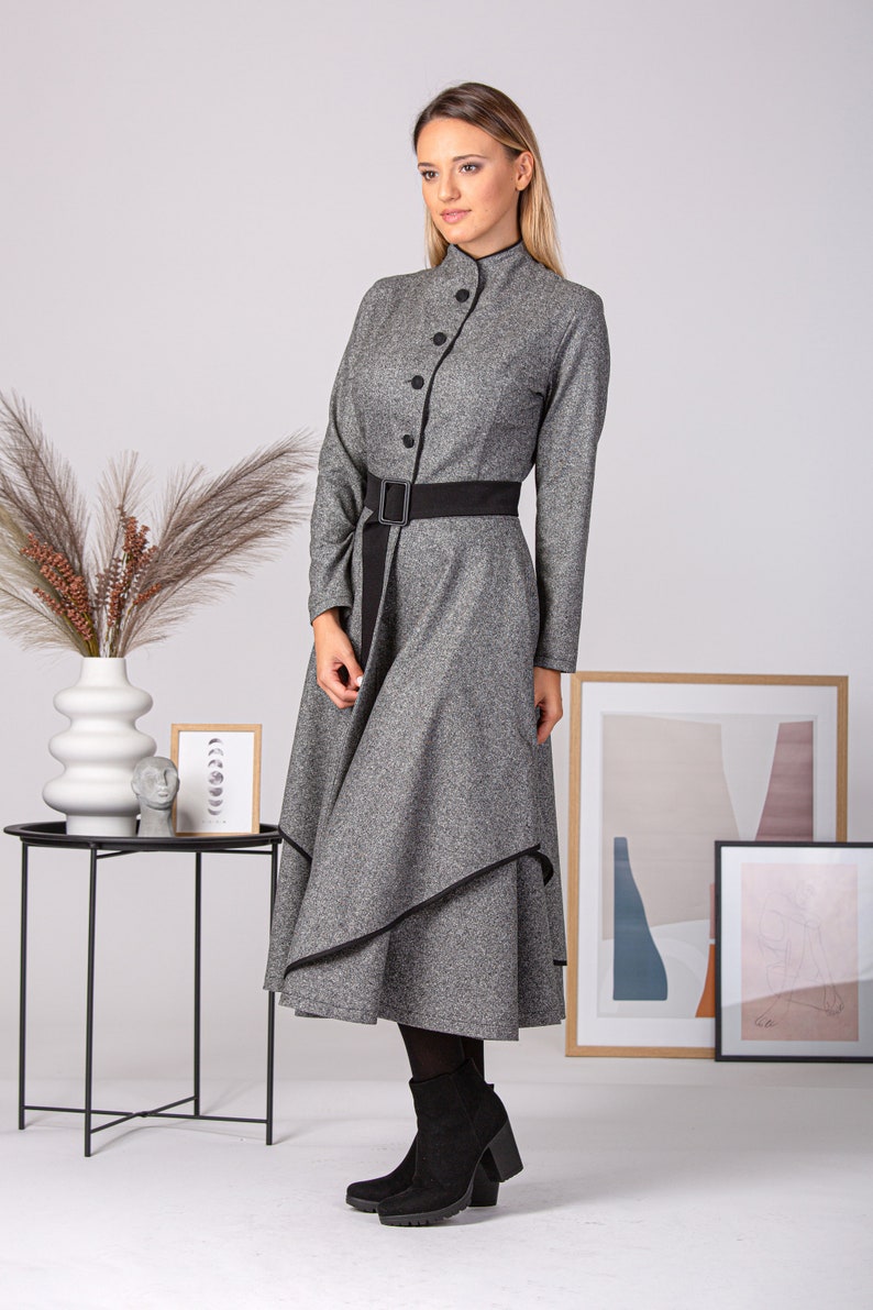 Stylish wool dress with belt for a polished look - from NikkaPlace | Effortless fashion for easy living